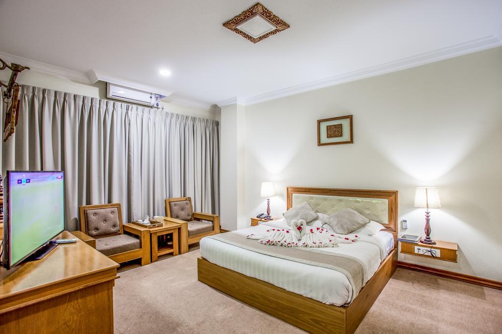 Hotel Shwe Nann Htike Pyin Oo Lwin Exteriör bild