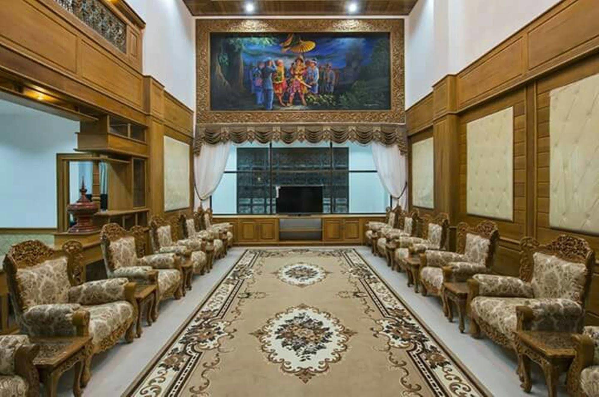 Hotel Shwe Nann Htike Pyin Oo Lwin Exteriör bild